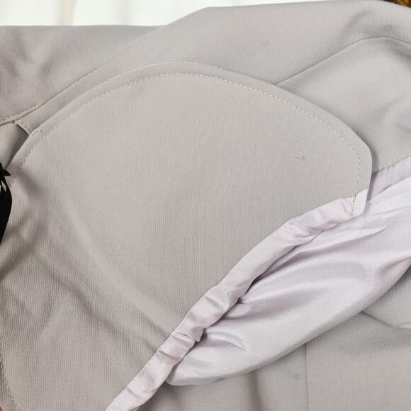 Valentino Boutique | Light Gray Wool-Blend Blazer Size: 10 - Picture 11 of 11